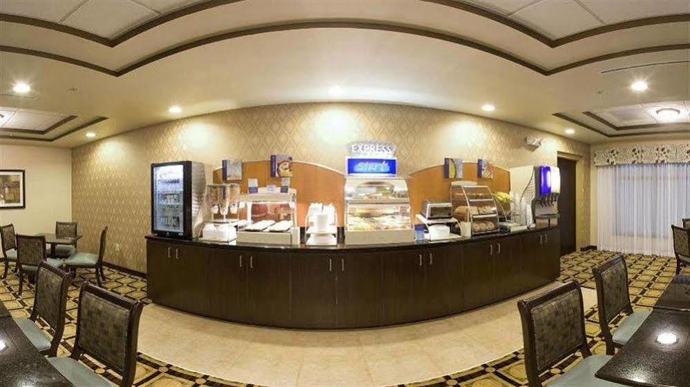 Holiday Inn Express Hotel & Suites Newport South By Ihg Exterior photo